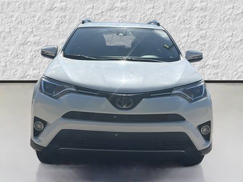 Used 2018 Toyota RAV4 XLE w/ Convenience Package AWD/4WD image 8