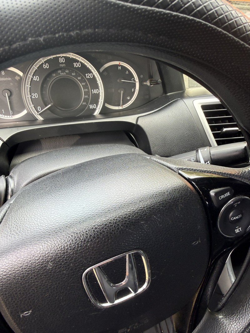 Used 2017 Honda Accord LX image 10
