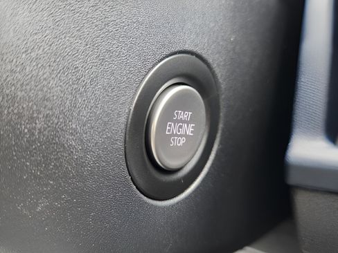 New 2025 Volkswagen ID. Buzz Pro S image 20