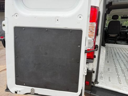 Used 2023 RAM ProMaster 2500 FWD image 27