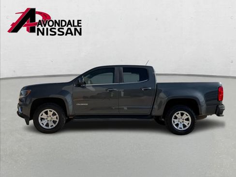 Used 2017 Chevrolet Colorado LT w/ LT Convenience Package image 3