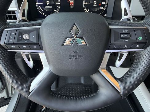 Used 2025 Mitsubishi Outlander SEL Plug-In Hybrid AWD/4WD image 19