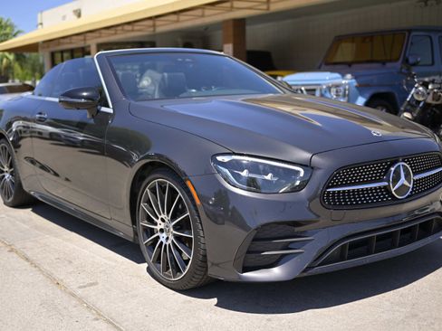 Used 2023 Mercedes-Benz E 450 Cabriolet image 4