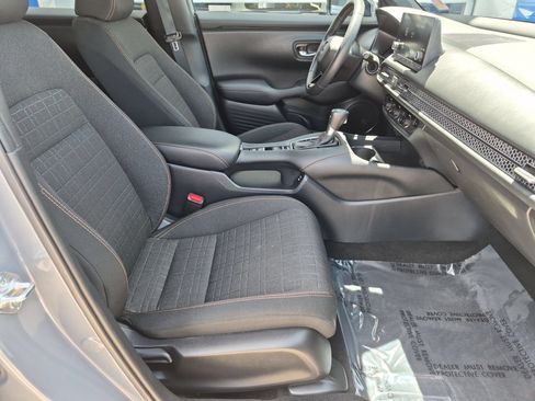 Used 2024 Honda HR-V Sport image 30
