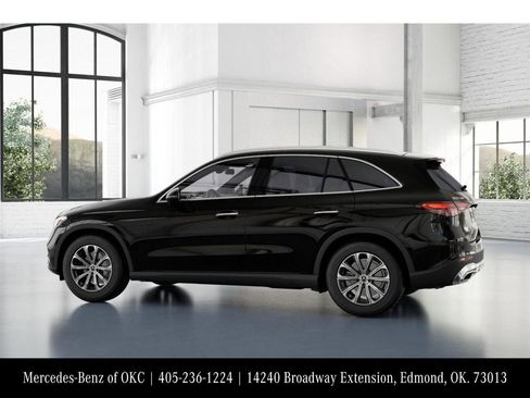 Used 2026 Mercedes-Benz GLC 300 image 32