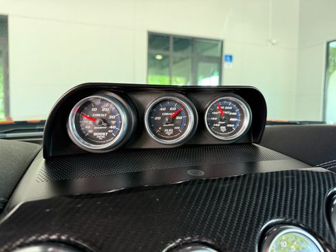 Used 2020 Ford Mustang GT Premium w/ GT Performance Package RWD image 39