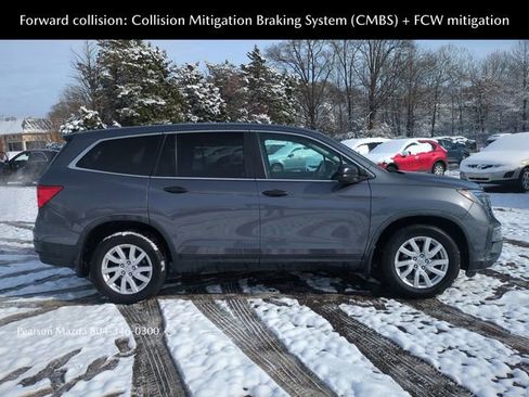 Used 2019 Honda Pilot LX image 3