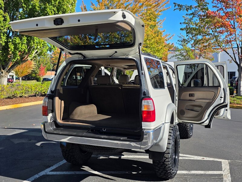 Used 1998 Toyota 4Runner Limited AWD/4WD image 28