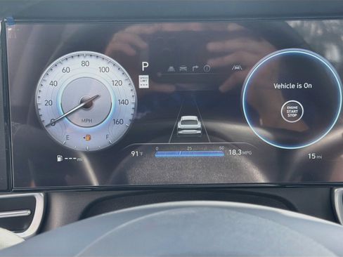 New 2026 Hyundai Elantra Limited FWD image 9