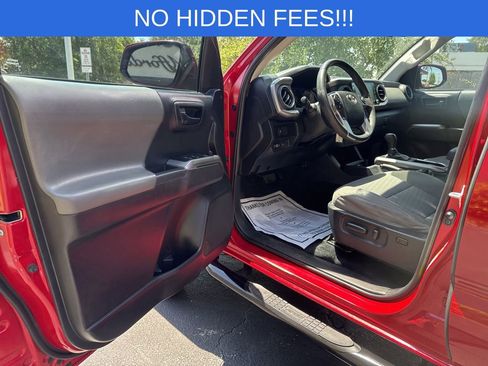 Used 2021 Toyota Tacoma SR5 RWD image 18