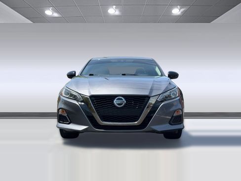 Used 2020 Nissan Altima 2.5 SR FWD image 6