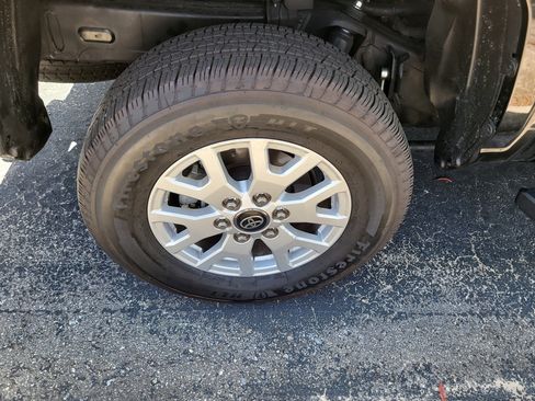 Used 2024 Toyota Tacoma SR5 RWD image 8