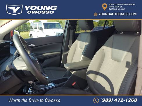 Used 2024 Buick Encore GX Preferred AWD/4WD image 6