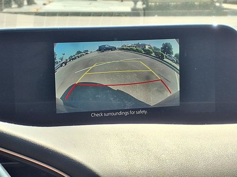 Used 2023 MAZDA MAZDA3 s FWD image 10