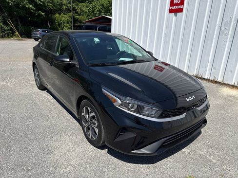 Used 2024 Kia Forte LXS FWD image 1