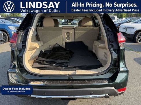 Used 2020 Nissan Rogue SL AWD/4WD image 16
