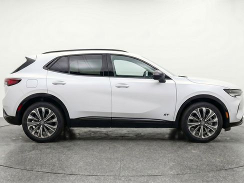 Used 2024 Buick Envision Preferred AWD/4WD image 5