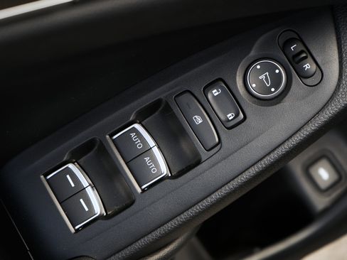 Used 2019 Honda Accord Sport image 35