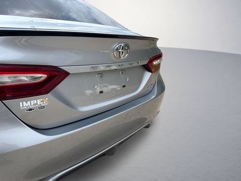 Used 2019 Toyota Camry XSE FWD image 31