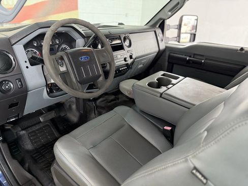Used 2011 Ford F550 4x4 SuperCab Super Duty w/ PWR Equipment Group image 30
