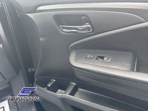 Used 2022 Honda Pilot Special Edition image 9