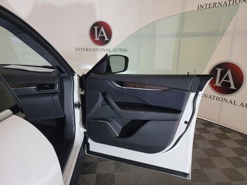 Used 2023 Maserati Levante GT image 14