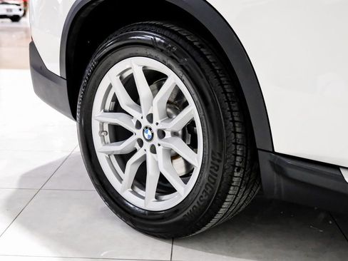 Used 2023 BMW X5 xDrive40i w/ Premium Package image 51