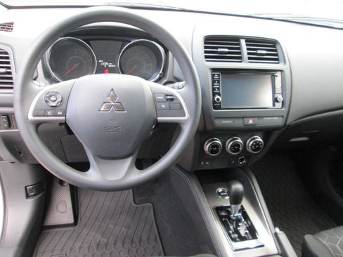 Used 2025 Mitsubishi Outlander Sport ES AWD/4WD image 45