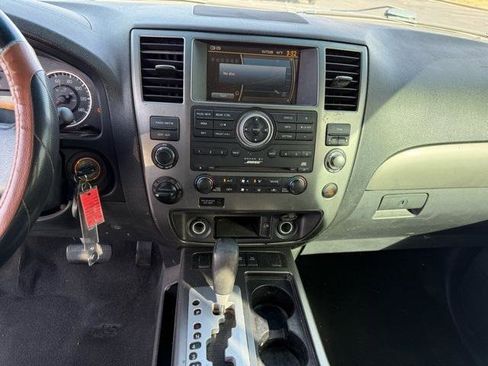 Used 2011 Nissan Armada SV image 20