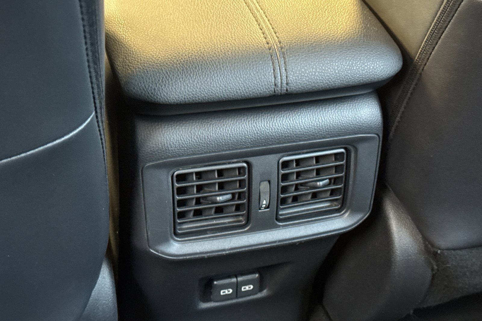 Used 2023 Toyota RAV4 XLE Premium FWD image 17