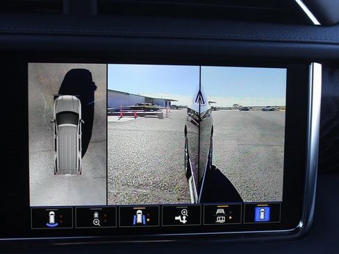 Used 2022 GMC Yukon Denali w/ Max Trailering Package image 39