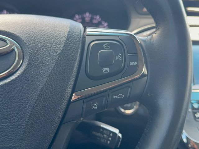Used 2018 Toyota Avalon Limited FWD image 18