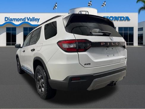 New 2026 Honda Pilot TrailSport image 5