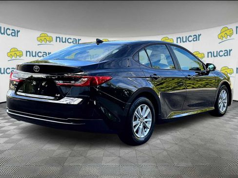 Used 2025 Toyota Camry LE image 6