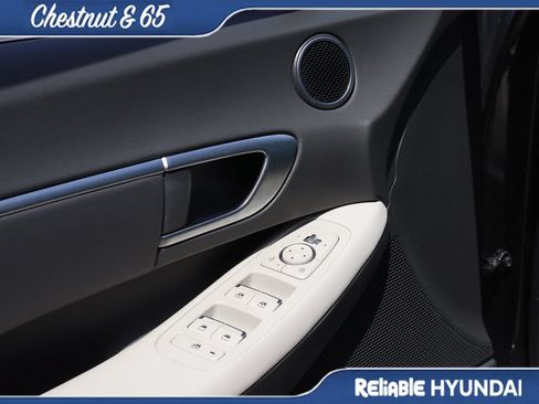 Certified 2025 Hyundai Sonata SEL FWD image 22