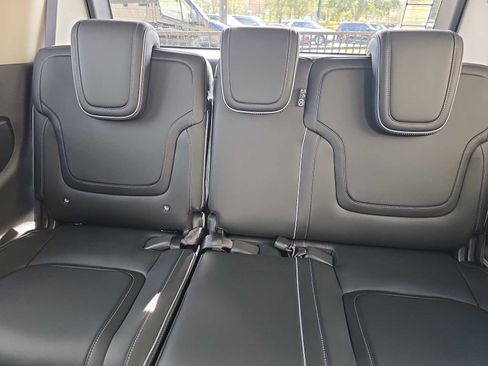 New 2026 INFINITI QX80 Luxe w/ Cargo Package image 9