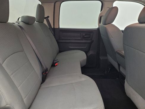 Used 2017 RAM 1500 Express image 19