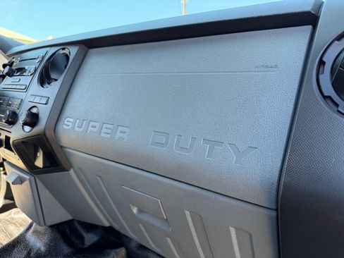Used 2011 Ford F250 XL w/ PWR Equipment Group AWD/4WD image 26