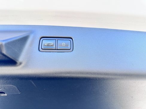 Used 2024 Hyundai Santa Fe XRT image 10