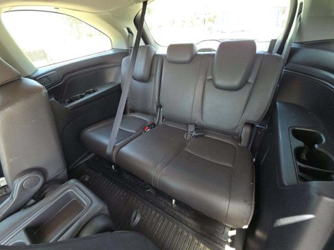 Used 2018 Honda Odyssey EX-L image 12