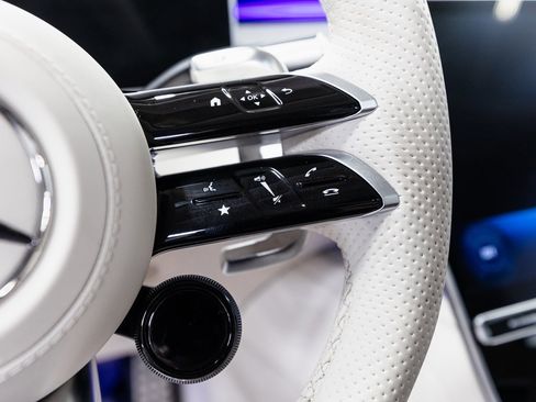 Used 2025 Mercedes-Benz S 63 AMG S image 13