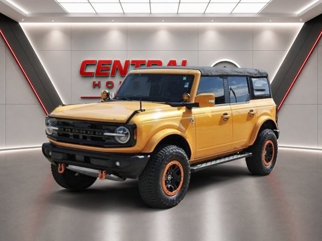 Used 2022 Ford Bronco Outer Banks AWD/4WD image 2