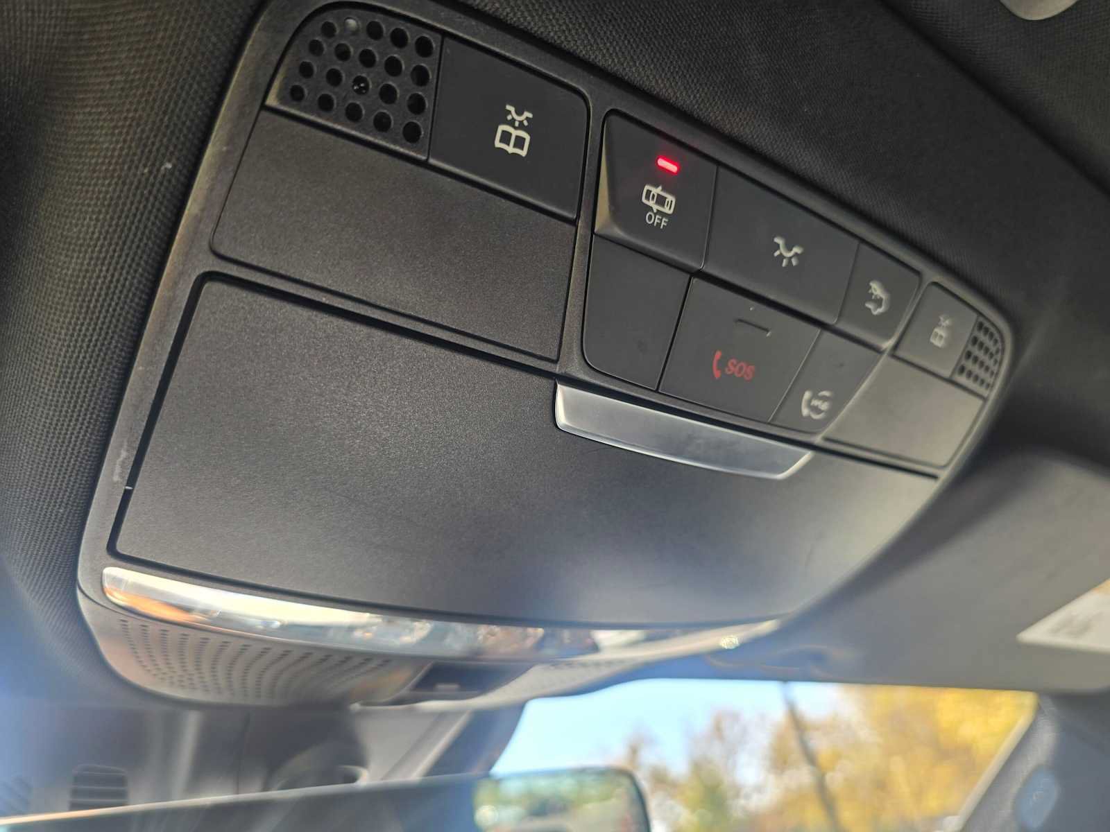 Used 2023 Mercedes-Benz E 350 4MATIC Sedan image 33