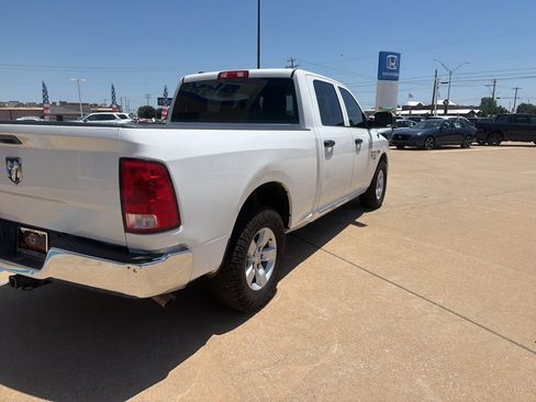 Used 2022 RAM 1500 Classic SLT w/ Trailer Tow Group RWD image 13