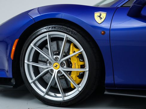 Certified 2020 Ferrari 488 Pista Coupe RWD image 16