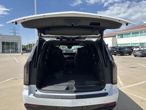 New 2026 Cadillac Escalade Platinum Sport AWD/4WD image 27