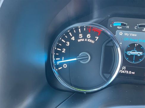 Used 2019 Ford F150 Lariat image 16