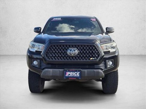 Used 2018 Toyota Tacoma TRD Off-Road RWD image 2