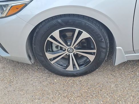 Certified 2020 Nissan Sentra SV w/ Trunk Package FWD image 16