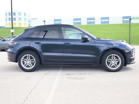 Used 2019 Porsche Macan AWD/4WD image 4